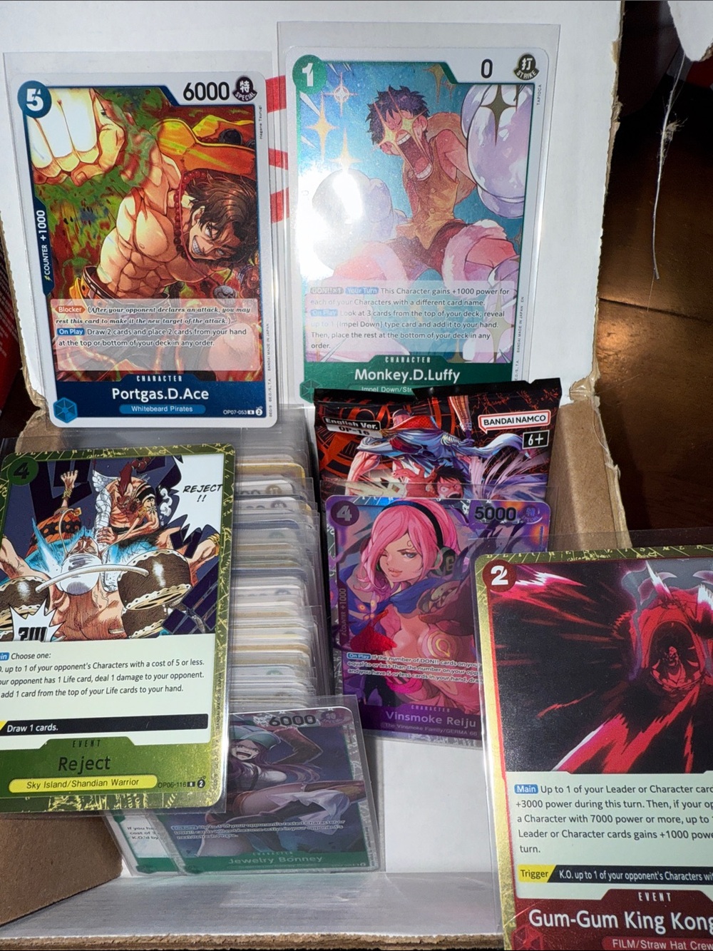 One Piece Trading Card - Green Monkey.D.Luffy & small box of cards